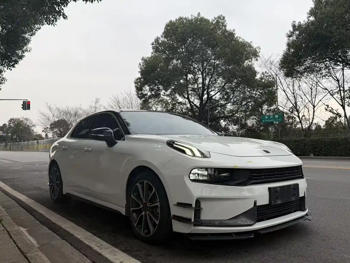 Lynk & Co 03 2019 1.5TD DCT Power Edition China VI фото 3