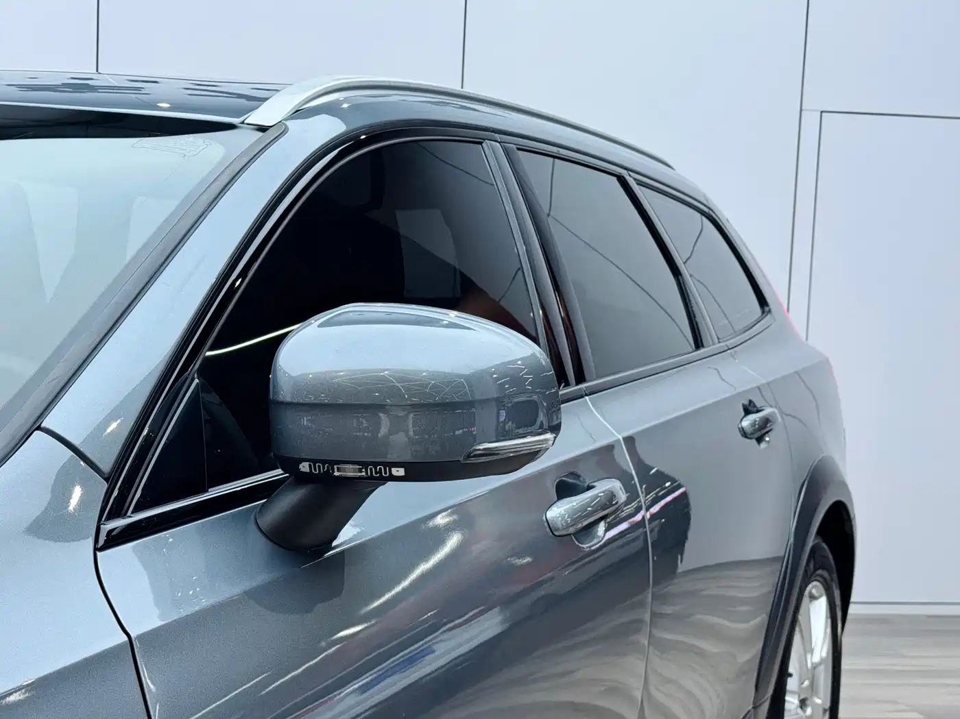 Фото 25 - Volvo V90