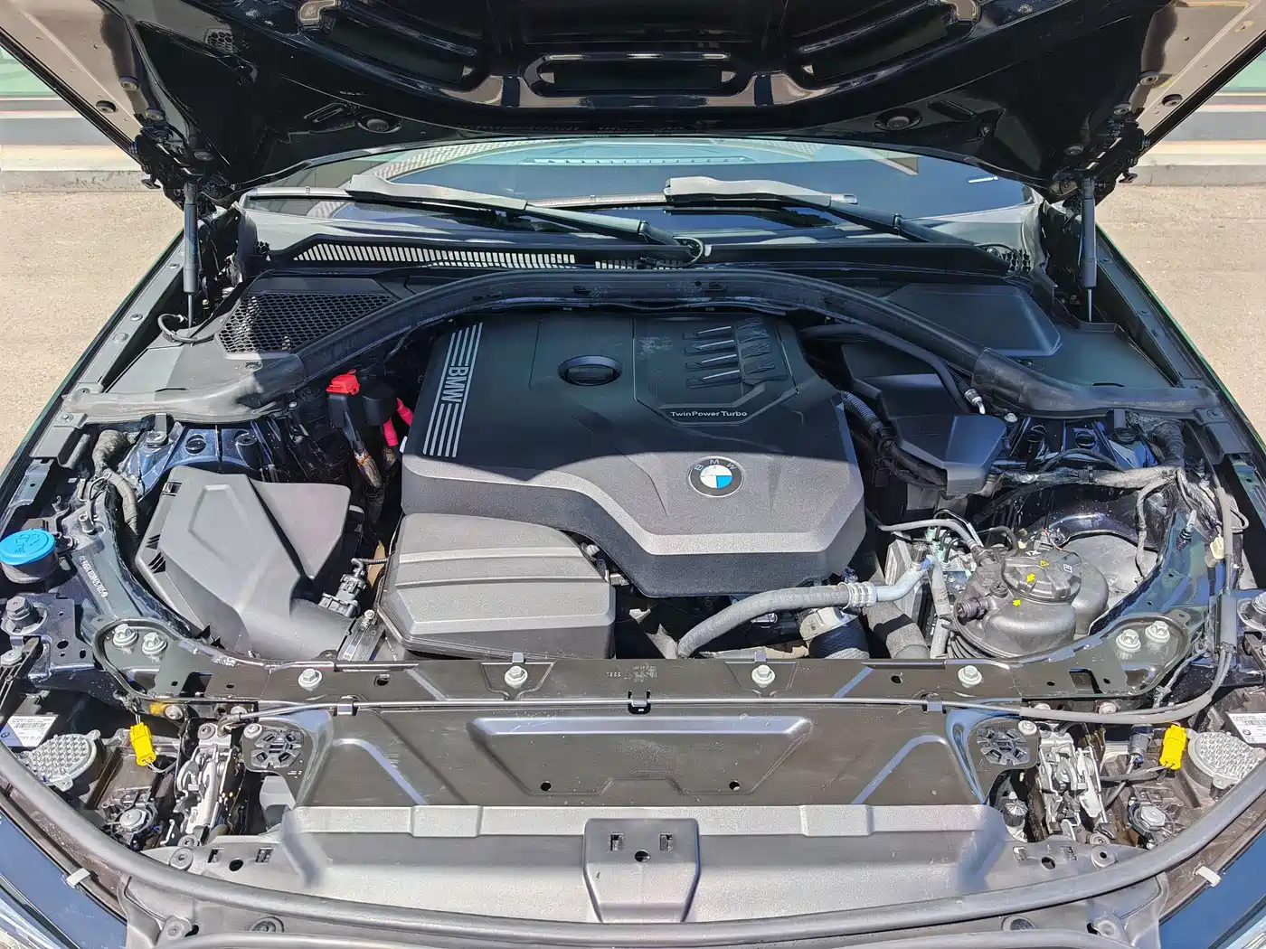 BMW 3 Series 2022 325Li M Sport Package фото 7