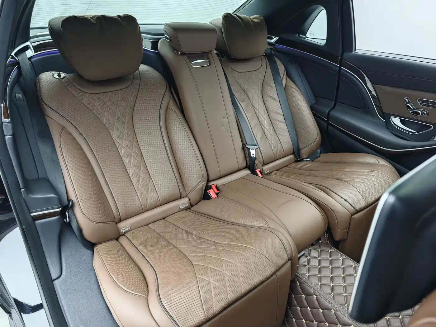 Mercedes-Benz Maybach S-Class 2017 S 400 4MATIC фото 17