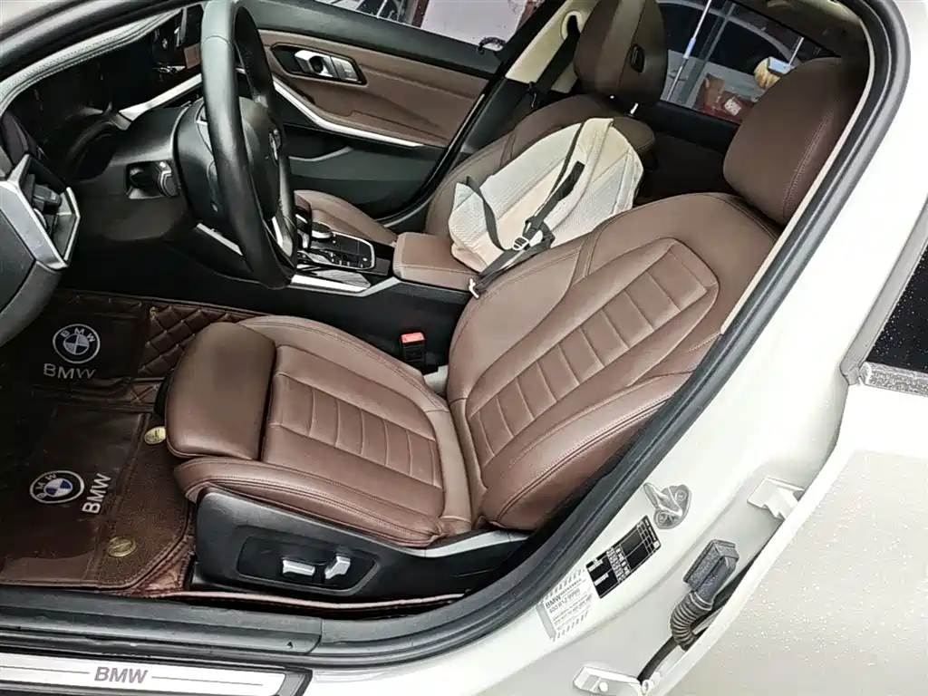 BMW 3 Series 2020 325Li Launch Edition фото 11