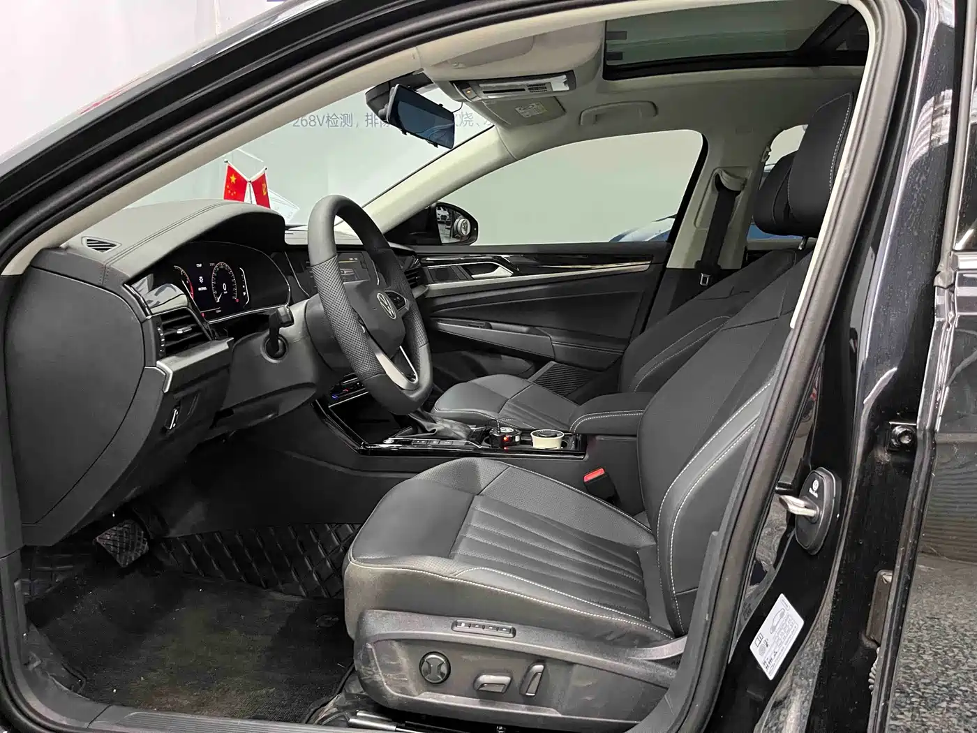 Volkswagen Passat 2026 2026 Outstanding Edition 380TSI Starlight Dragon Soaring Version