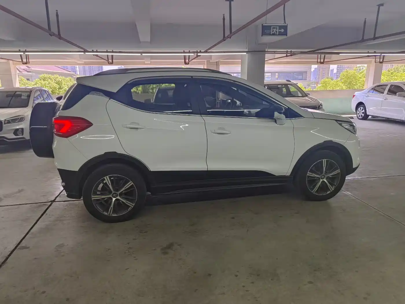 BYD Yuan New Energy 2019 EV535 High Energy Navigation Edition фото 4