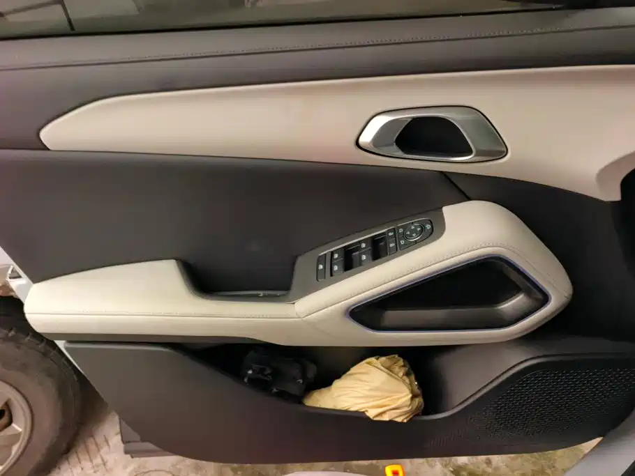 BYD Yuan UP 2025 2025 Smart Drive Edition 401KM Vitality Version