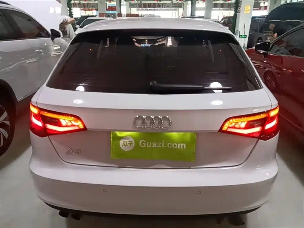 Audi A3 2016 Sportback 35 TFSI Leadership фото 6
