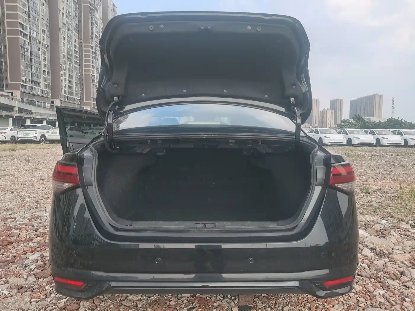 Nissan SYLPHY, миниатюра 11