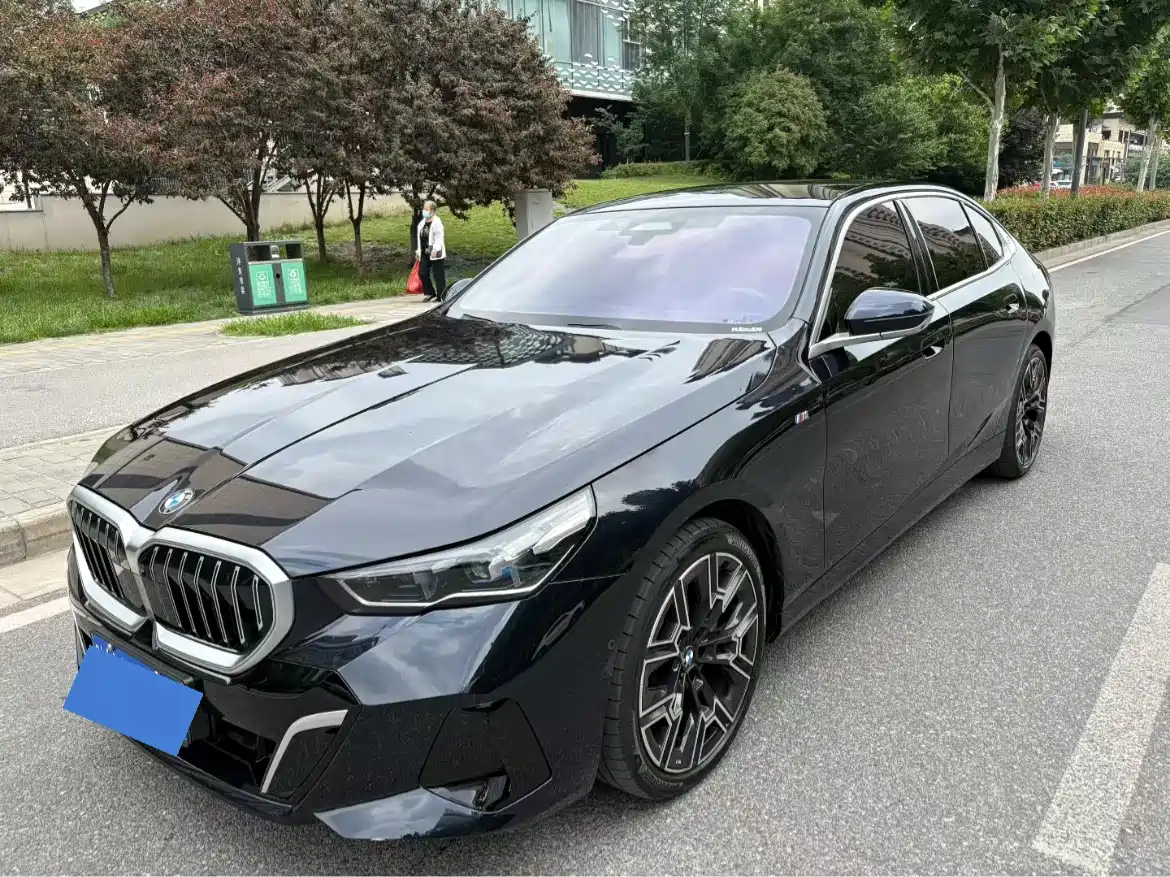 BMW 5 Series 2024 530Li Premium M Sport Package