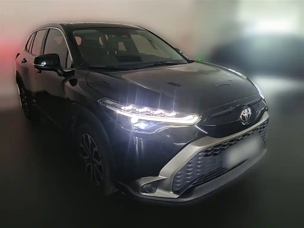 Toyota Frontlander 2023 2.0L CVT Luxury Edition фото 7