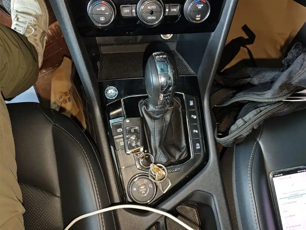 Volkswagen Tharu 2019 Model 330TSI 4WD Flagship Edition China VI фото 14