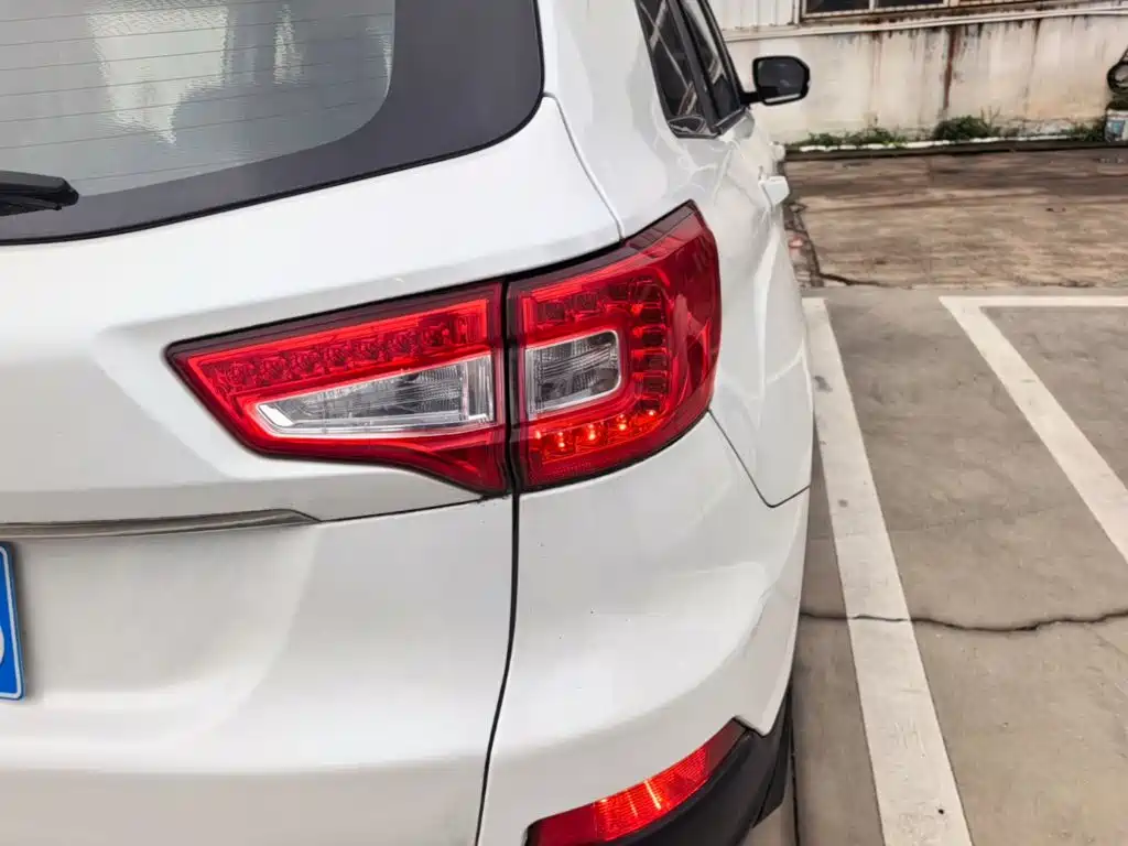 Changan CS75 2015 2014 1.8T Automatic Elite (China IV)