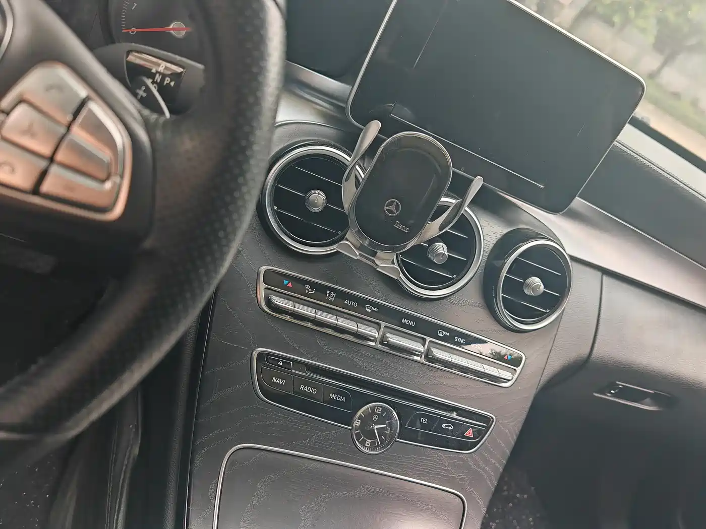 Mercedes-Benz C-Class 2017 Facelift C 200 L Sport Edition фото 6