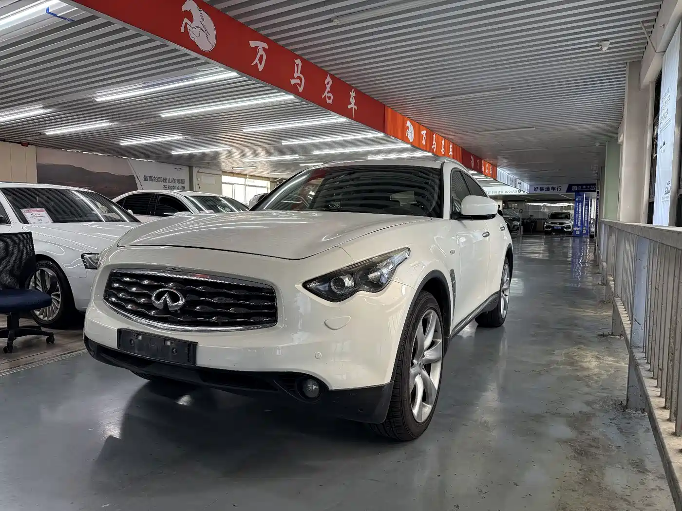 Infiniti FX 2011 2011 FX35 Premium