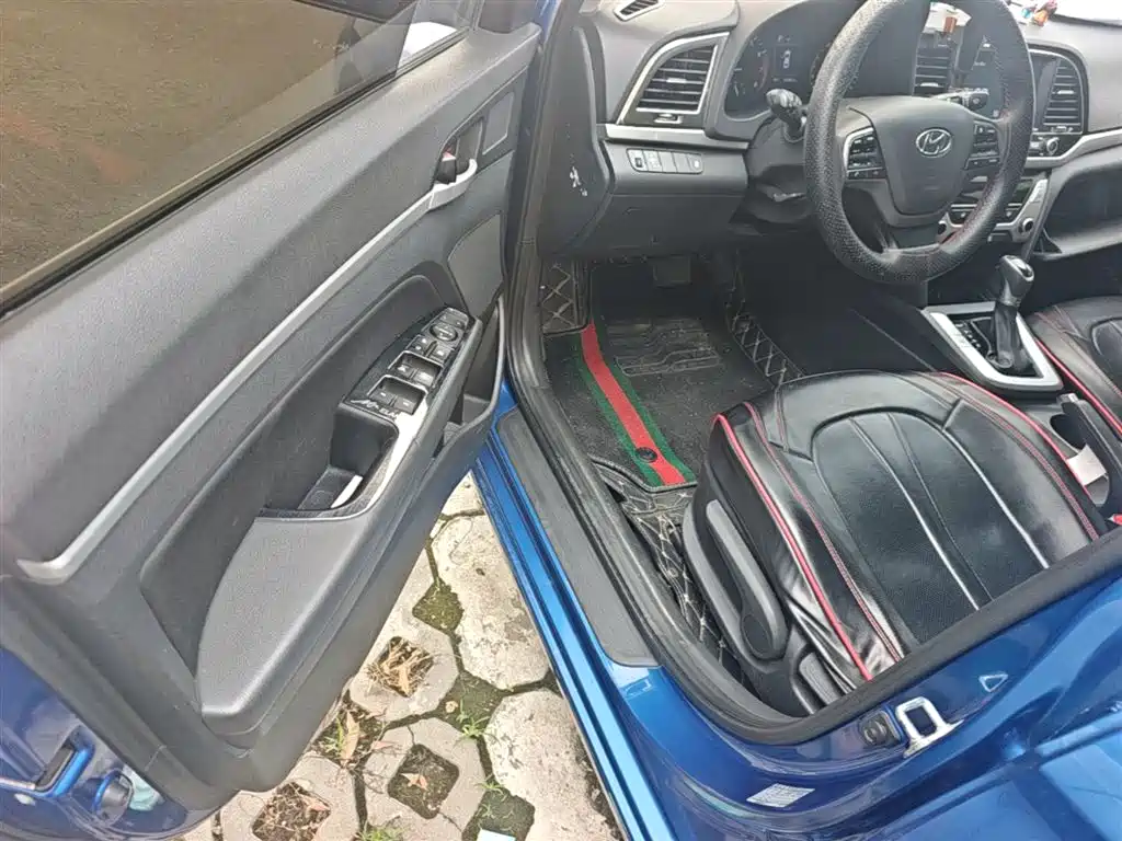 Hyundai Elantra 2016 Model 1.6L Automatic Smart Elite фото 16