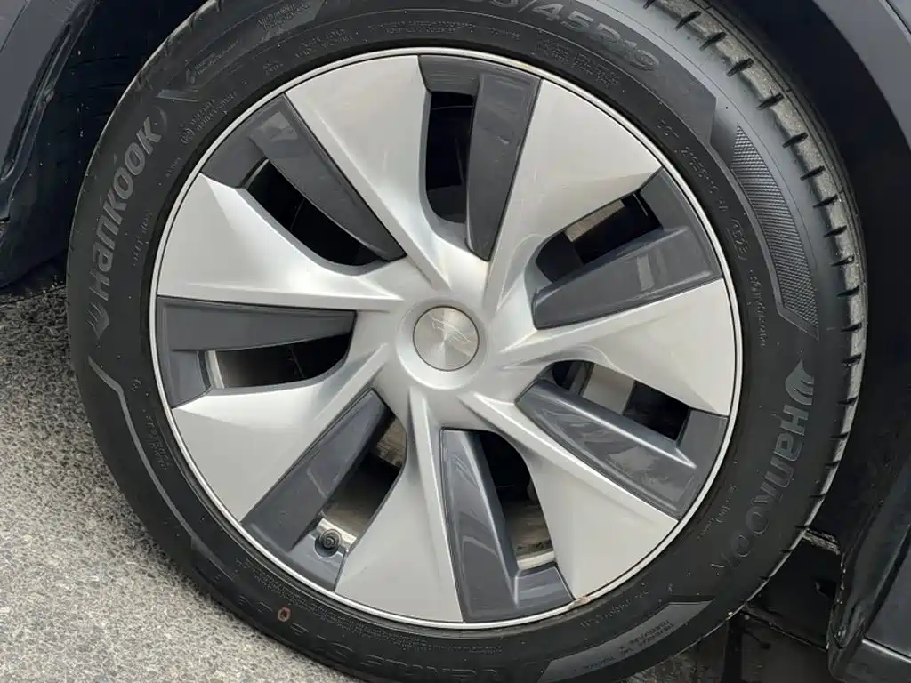  Tesla Model Y 2022 Facelift Rear-Wheel Drive Version 23