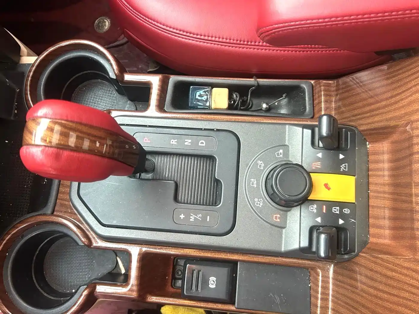 Land Rover Discovery 2005 Model 4.0 SC V6 HSE фото 10