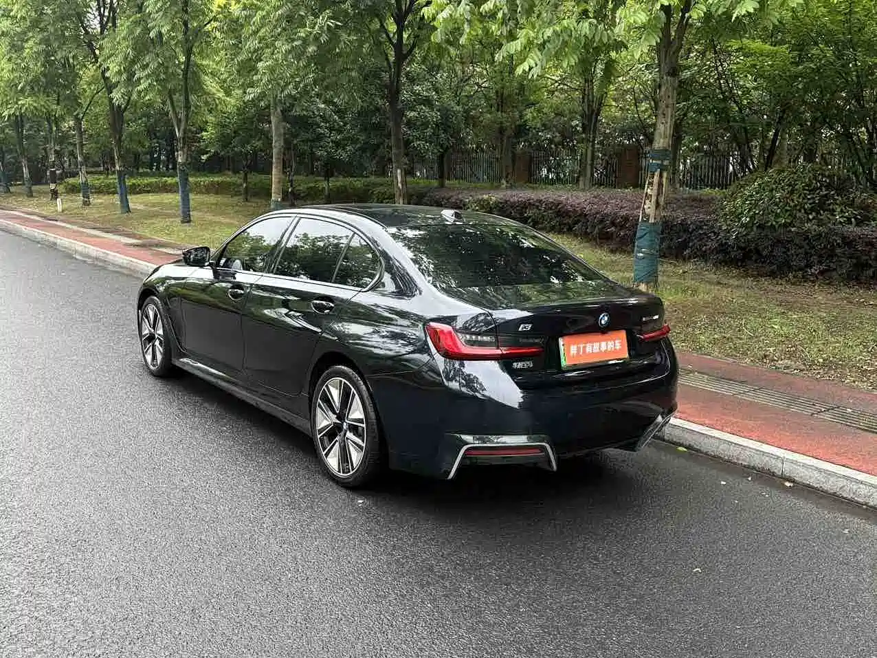 BMW i3 2025 eDrive 40 L Shadow Night Sport Package фото 11
