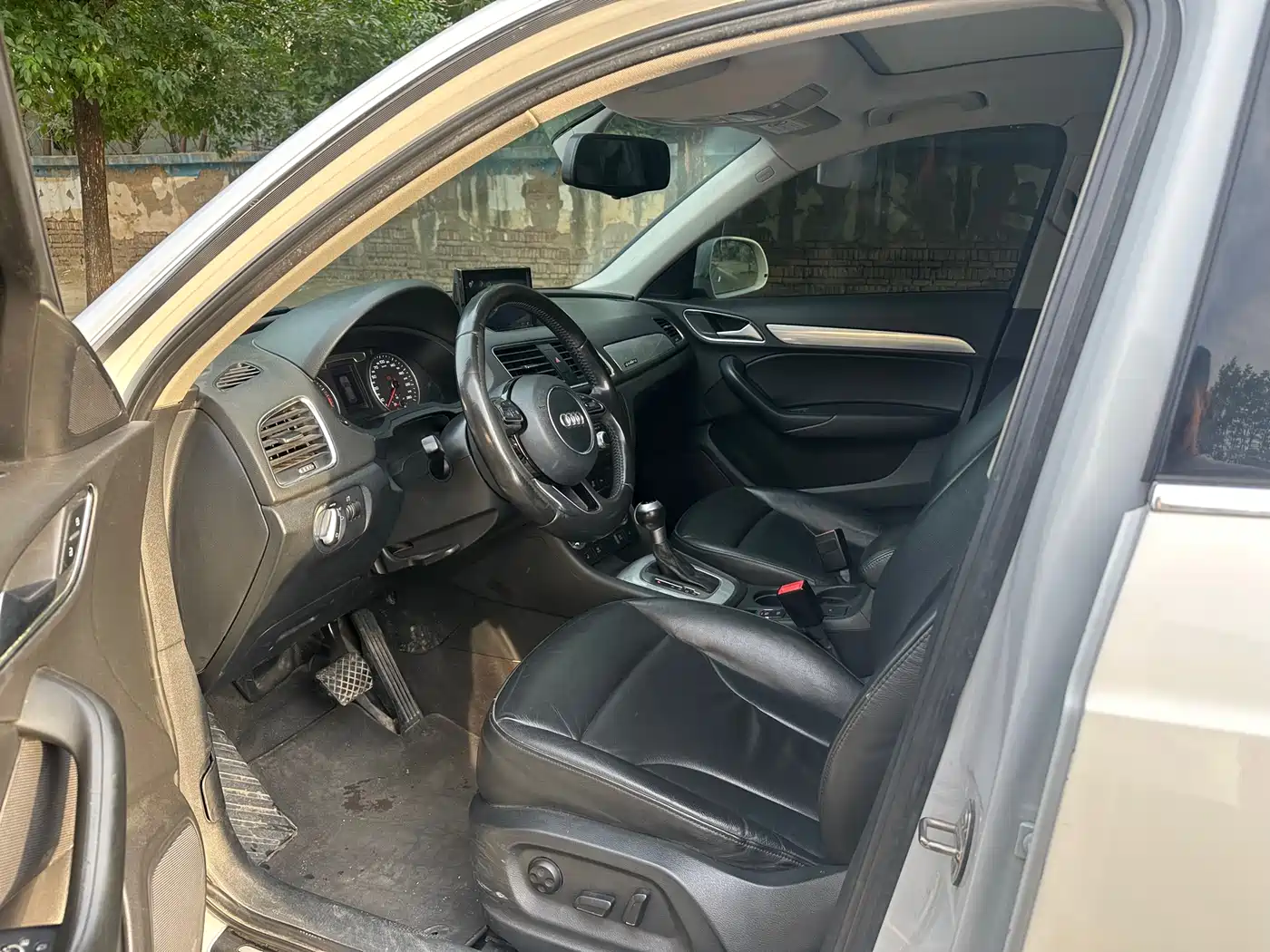 Audi Q3 2015 35 TFSI quattro Technology фото 8