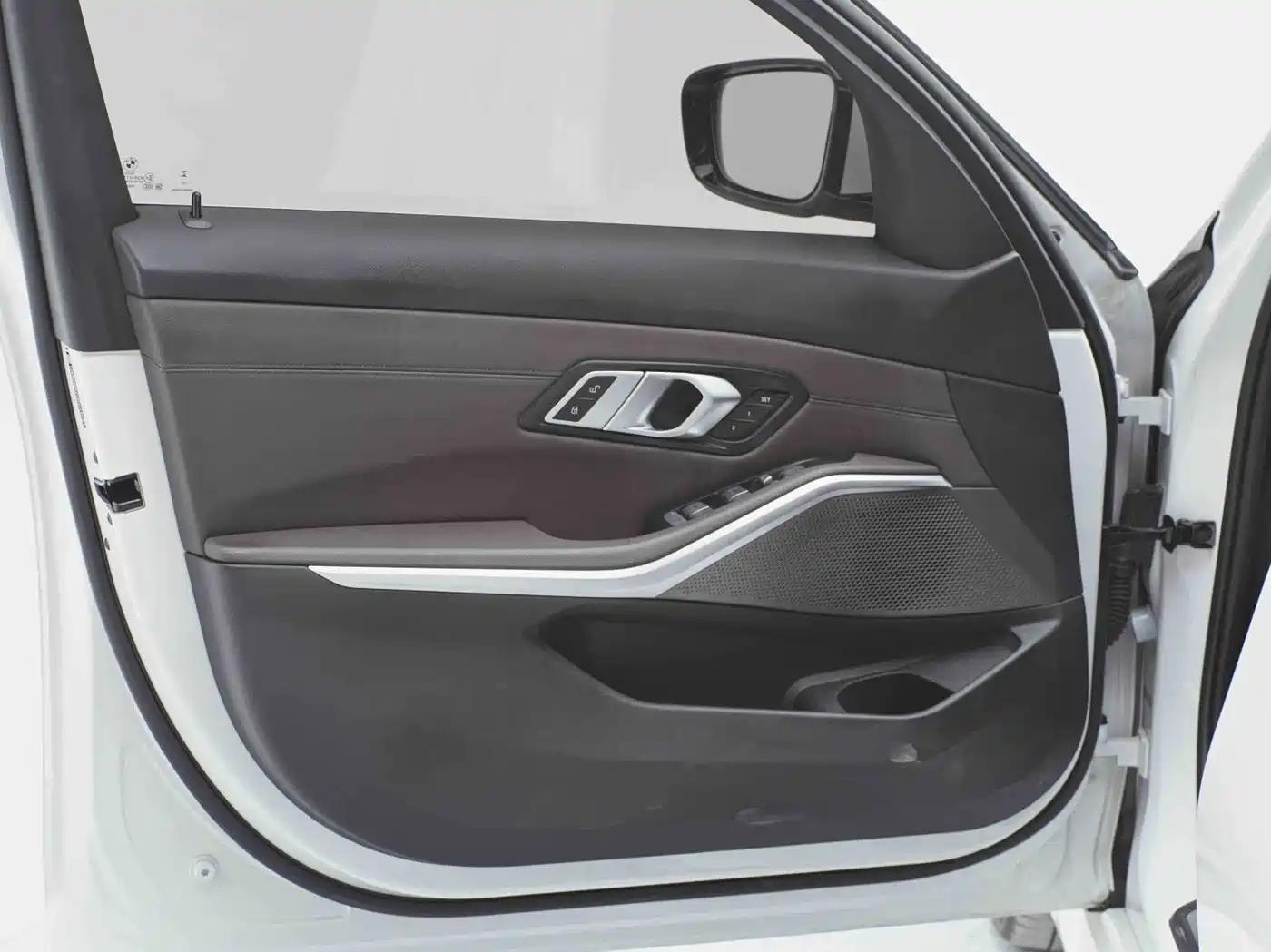 BMW 3 Series 2023 320Li M Sport Package фото 14