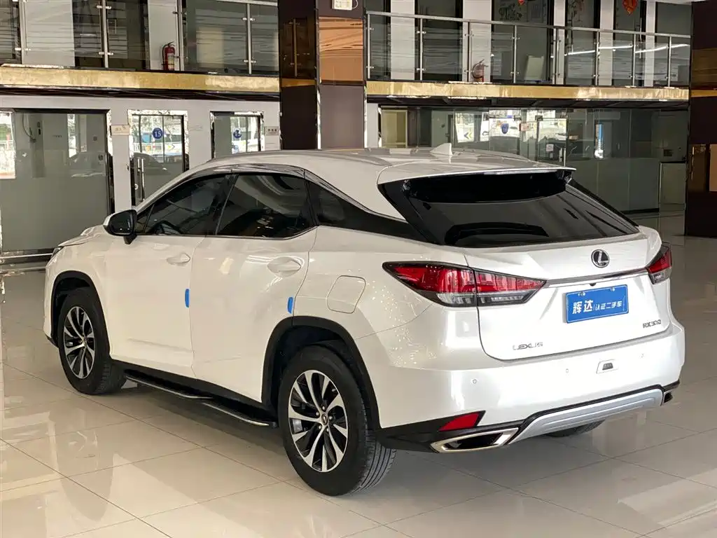 Lexus RX 2020 Facelift 300 2WD Elite Edition фото 5