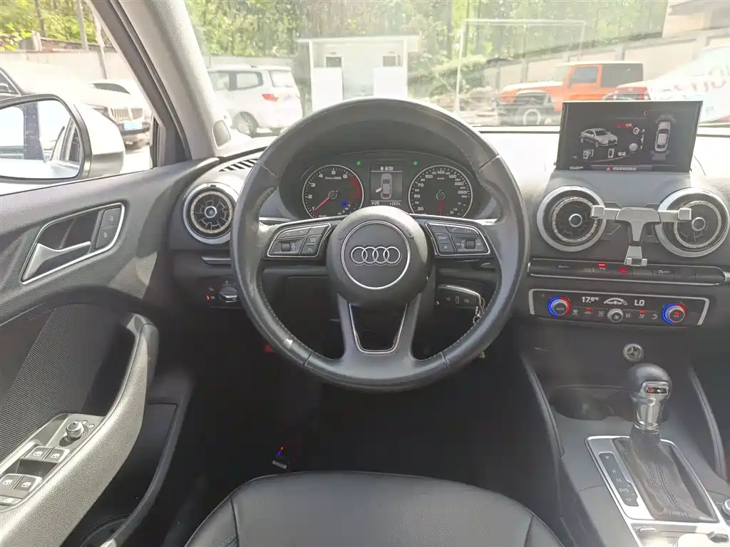 Audi A3 2019 Limousine 35 TFSI Fashion China V фото 11