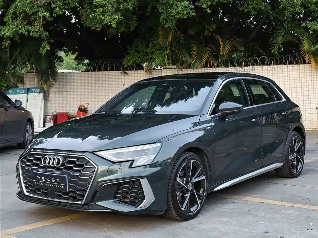 Audi A3 2021 Sportback 35 TFSI Fashion Sport