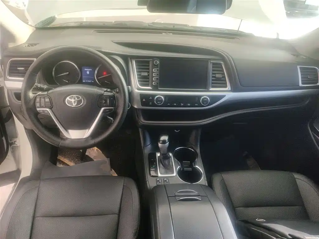 Toyota Highlander 2017 2.0T 4WD Premium 7-Seater фото 10