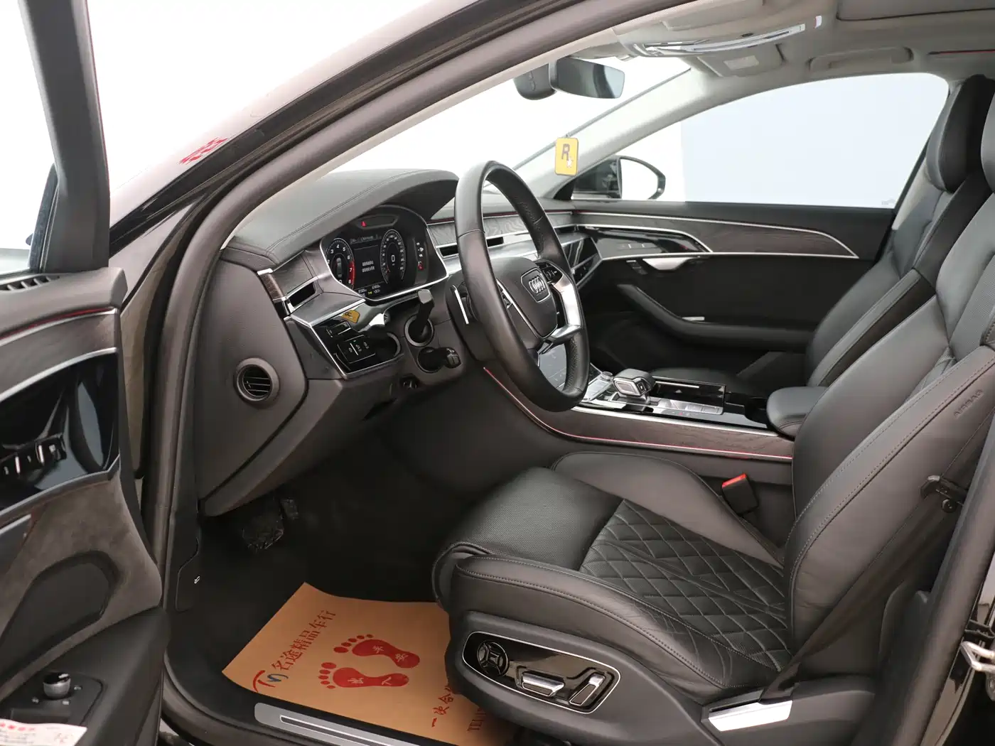 Audi A8 2021 A8L 50 TFSI quattro Comfort фото 9