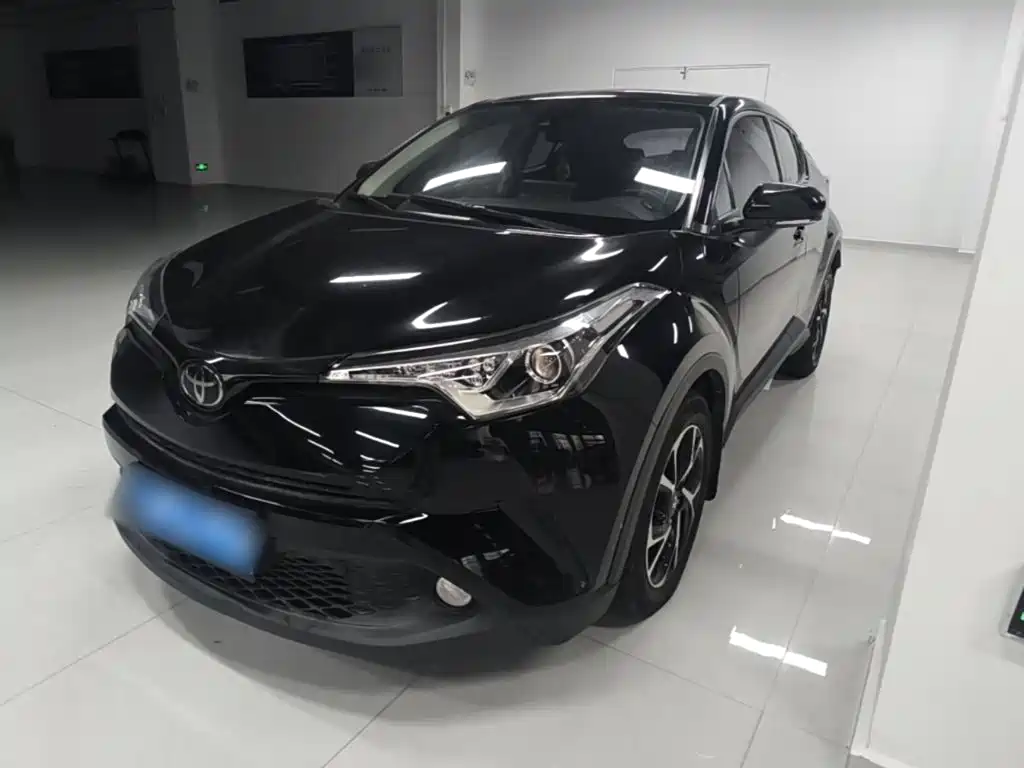 Toyota C-HR 2021 2020 Model 2.0L Leading
