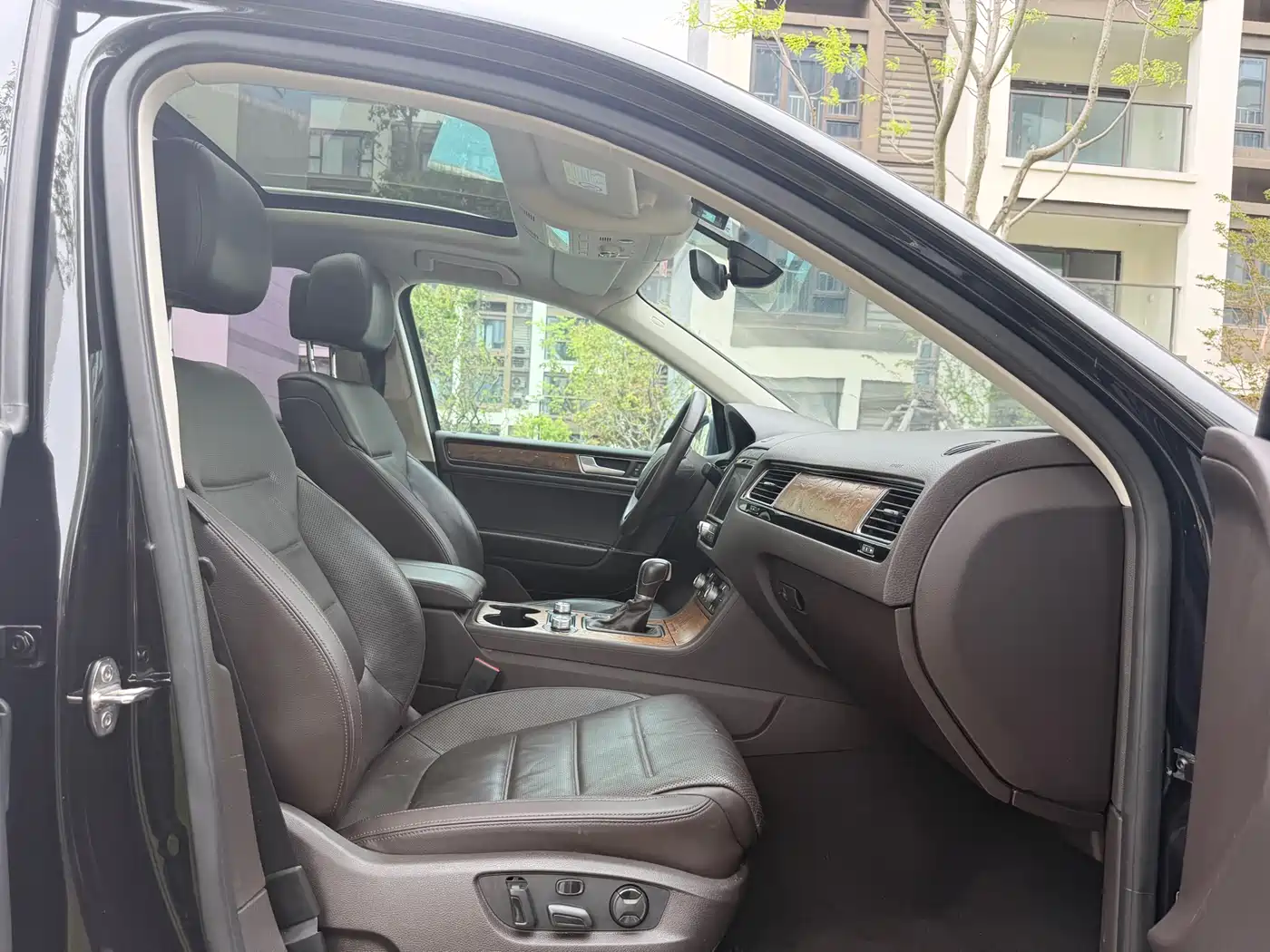 Volkswagen Touareg 2017 3.0TSI Explorer Edition фото 17