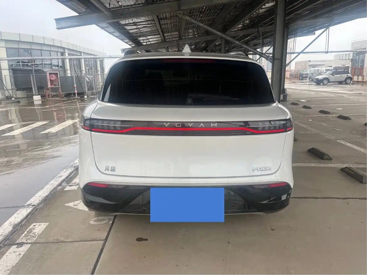 Voyah Auto VOYAH FREE 2021 AWD Standard Range Extender Exclusive Luxury Package фото 9