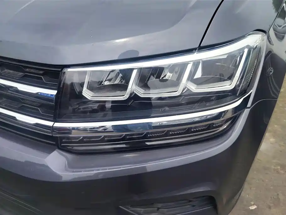 Volkswagen Tharu 2020 280TSI 2WD Comfort Edition China VI фото 5
