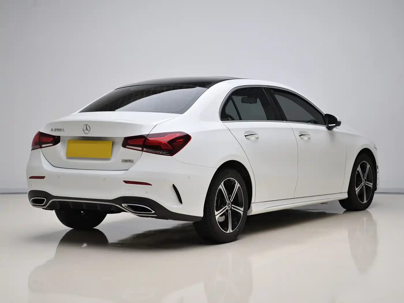 Mercedes-Benz A-Class 2022 Facelift III A 200 L Sport Sedan Fashion фото 3