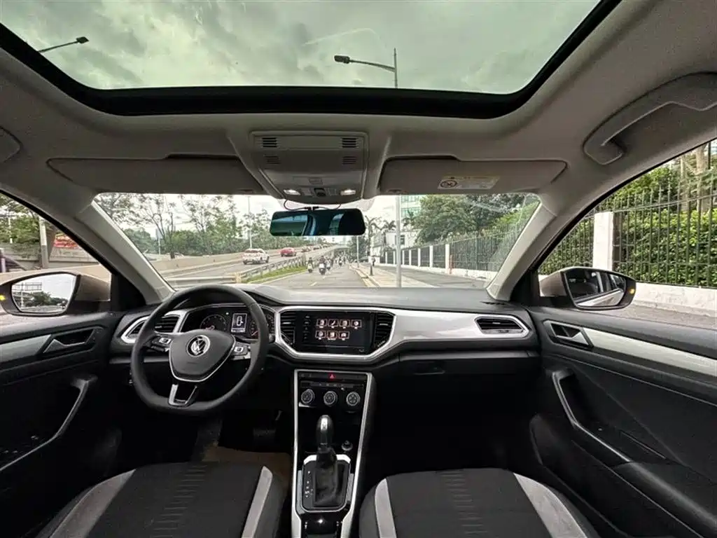 Volkswagen T-ROC 2021 280TSI DSG 2WD Elite Connected фото 6