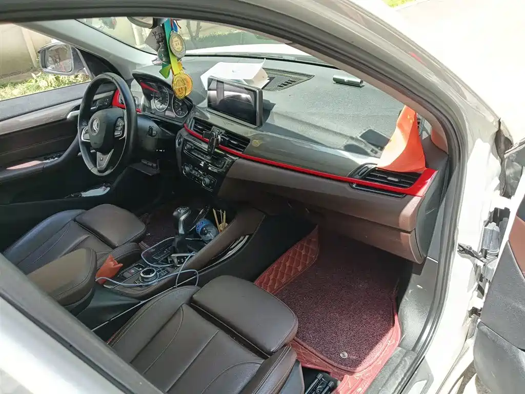 BMW X1 2016 sDrive20Li Luxury Model фото 20