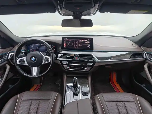 BMW 5 Series 2021 Facelift 525Li M Sport Package фото 3