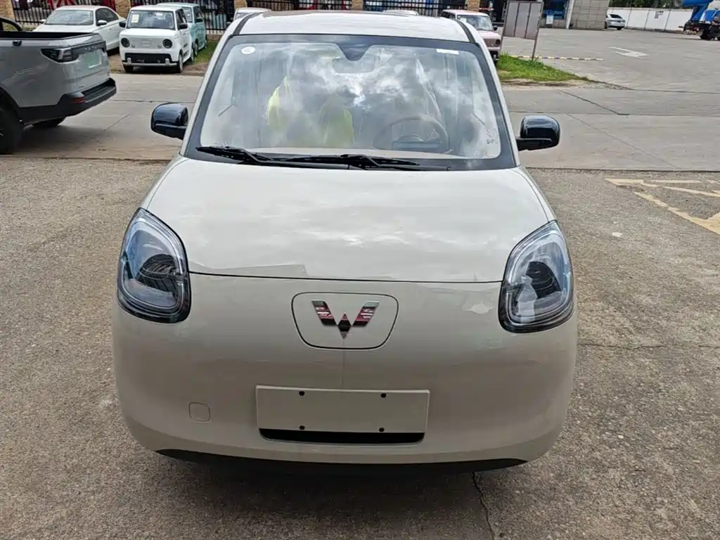 Wuling Motors Hongguang MINIEV 2026 2025 4-Door Advanced
