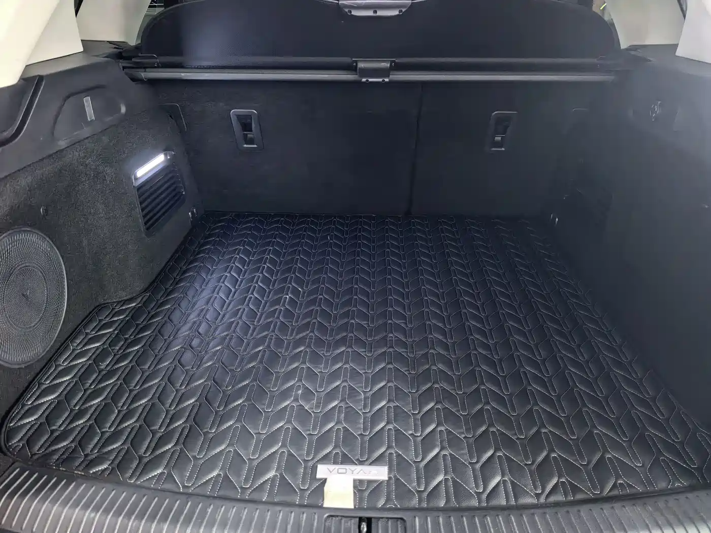 Voyah Auto VOYAH FREE 2024 Ultra Long Range Intelligent Driving Edition фото 12