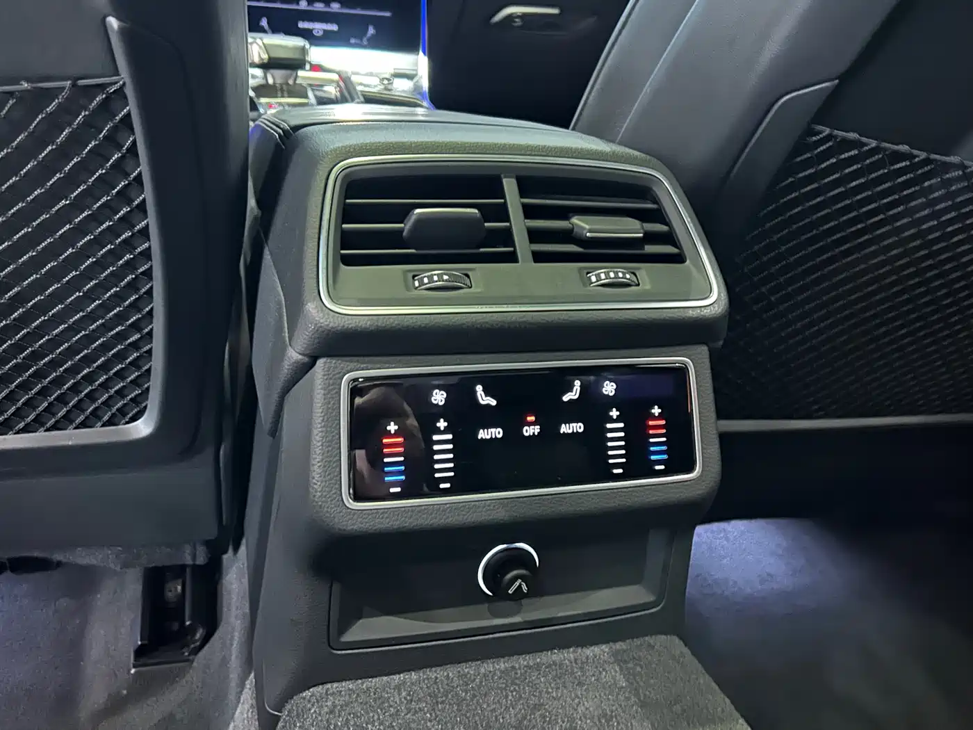 Audi A6L 2021 45 TFSI quattro Exclusive Sport фото 23
