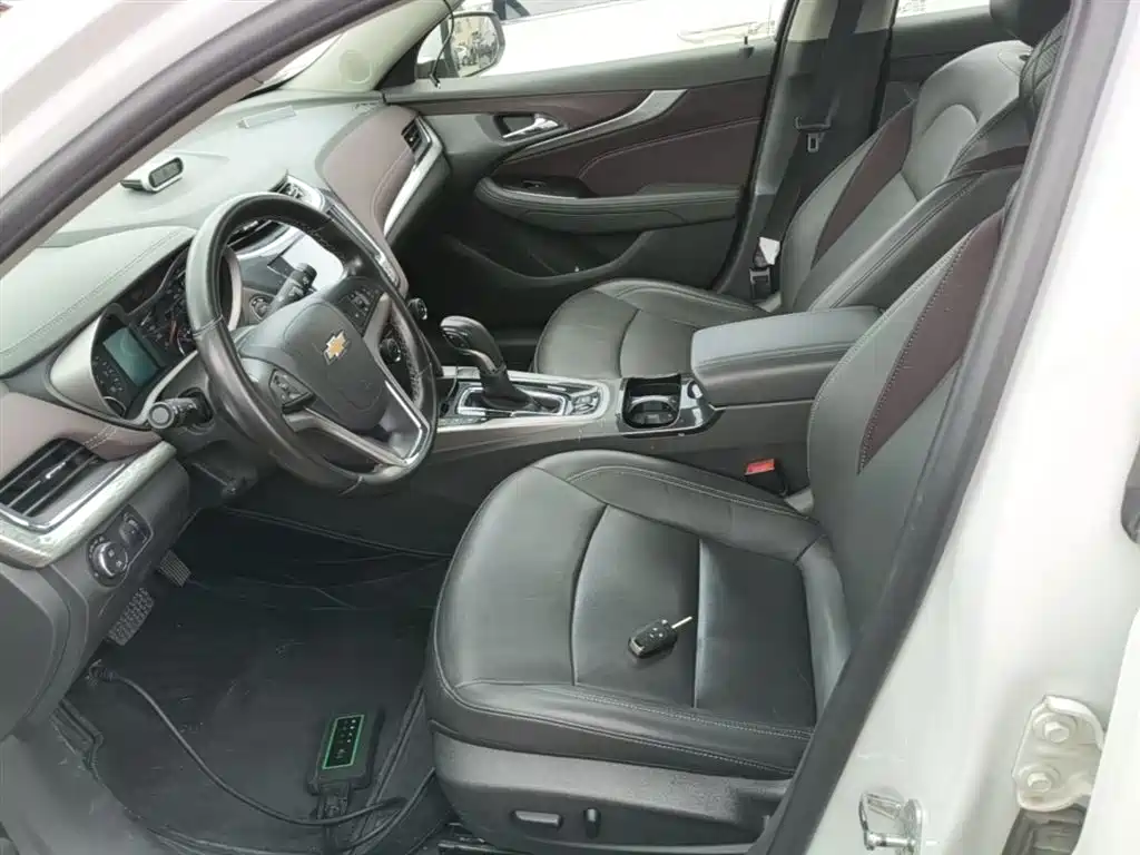 Chevrolet Malibu 2017 1.5T Automatic Luxury Edition фото 15