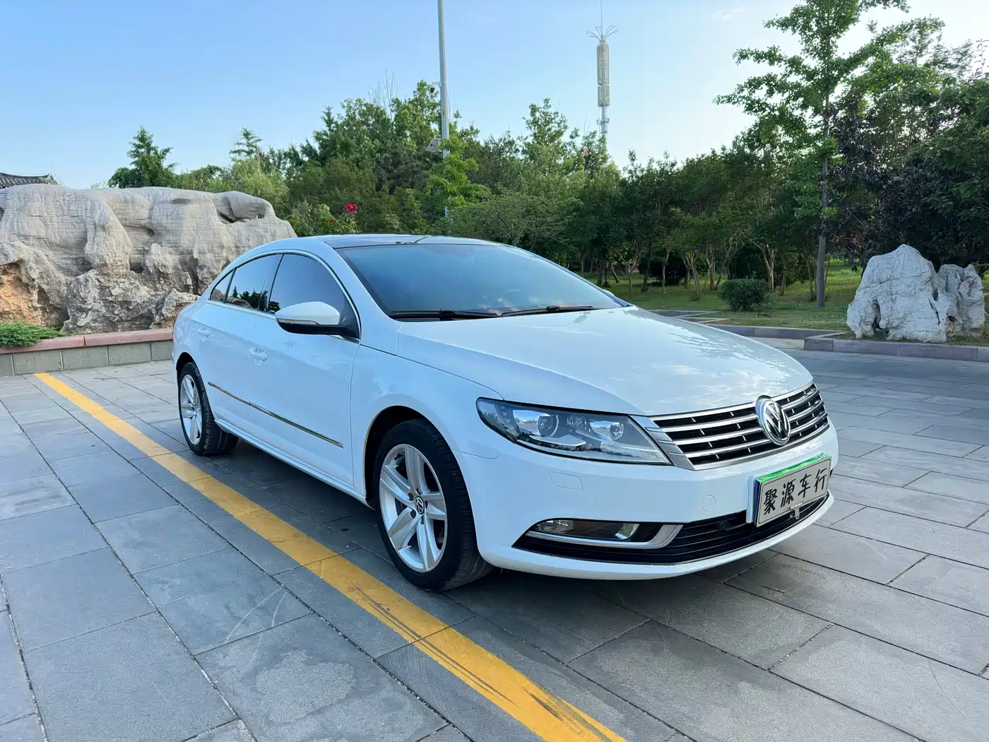 Volkswagen FAW-Volkswagen CC 2013 1.8TSI Premium фото 2