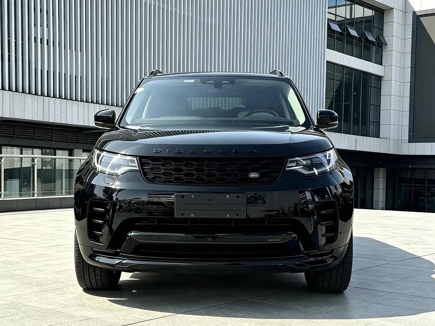 Land Rover Discovery 2023 2024 Model 360PS S