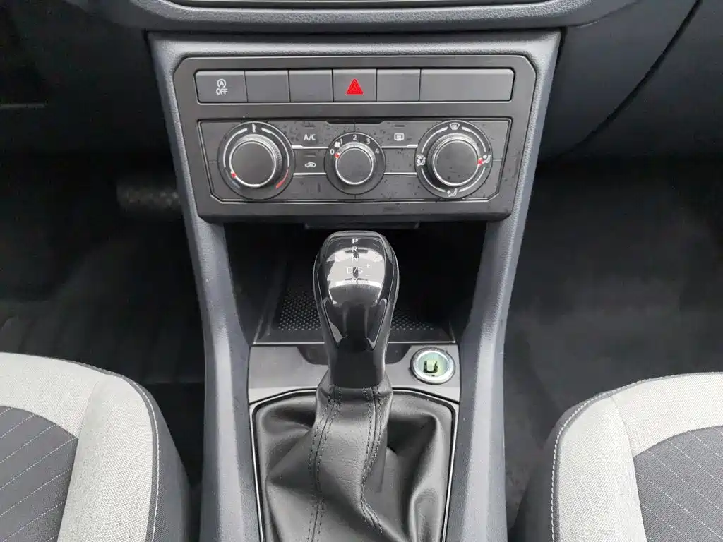 Volkswagen Tharu, миниатюра 13