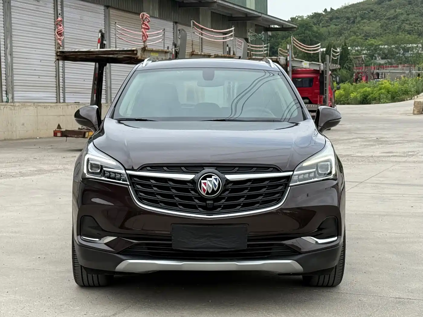 Фото 2 - Buick Envision Plus
