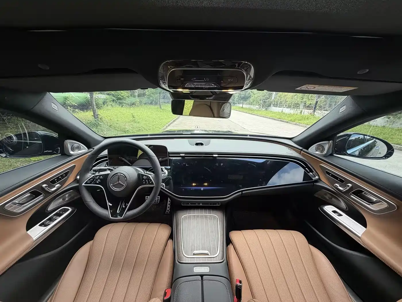 Mercedes-Benz E-Class 2026 2026 E 300 L Luxury