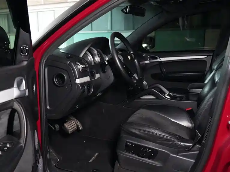 Porsche Cayenne 2008 Model Cayenne GTS 4.8L фото 16