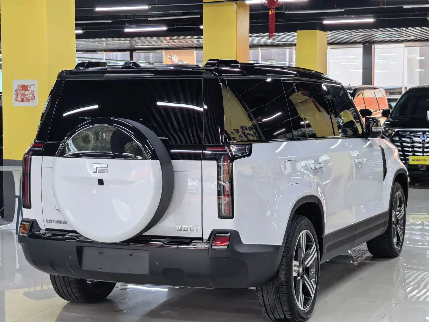 ROX Jishi Extreme Stone 01 2026 2024 Premium 6-seater Standard Range