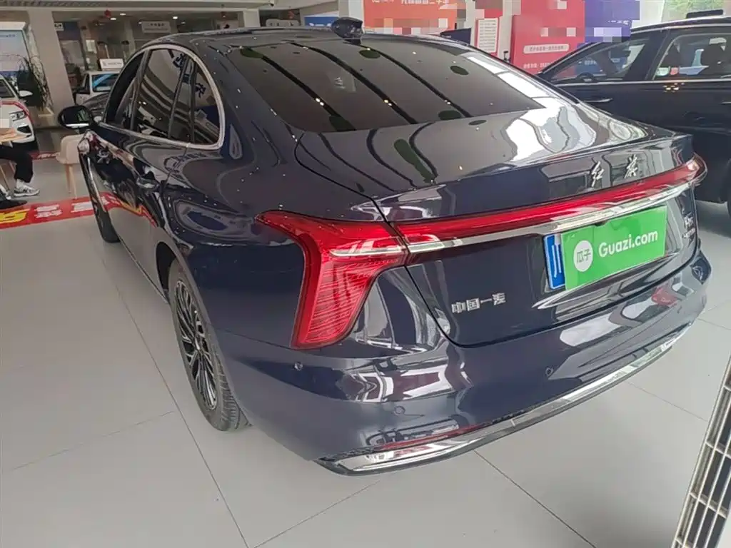 Hongqi H5 2024 2.0T Automatic Smart Connect Flag Leader Edition фото 5