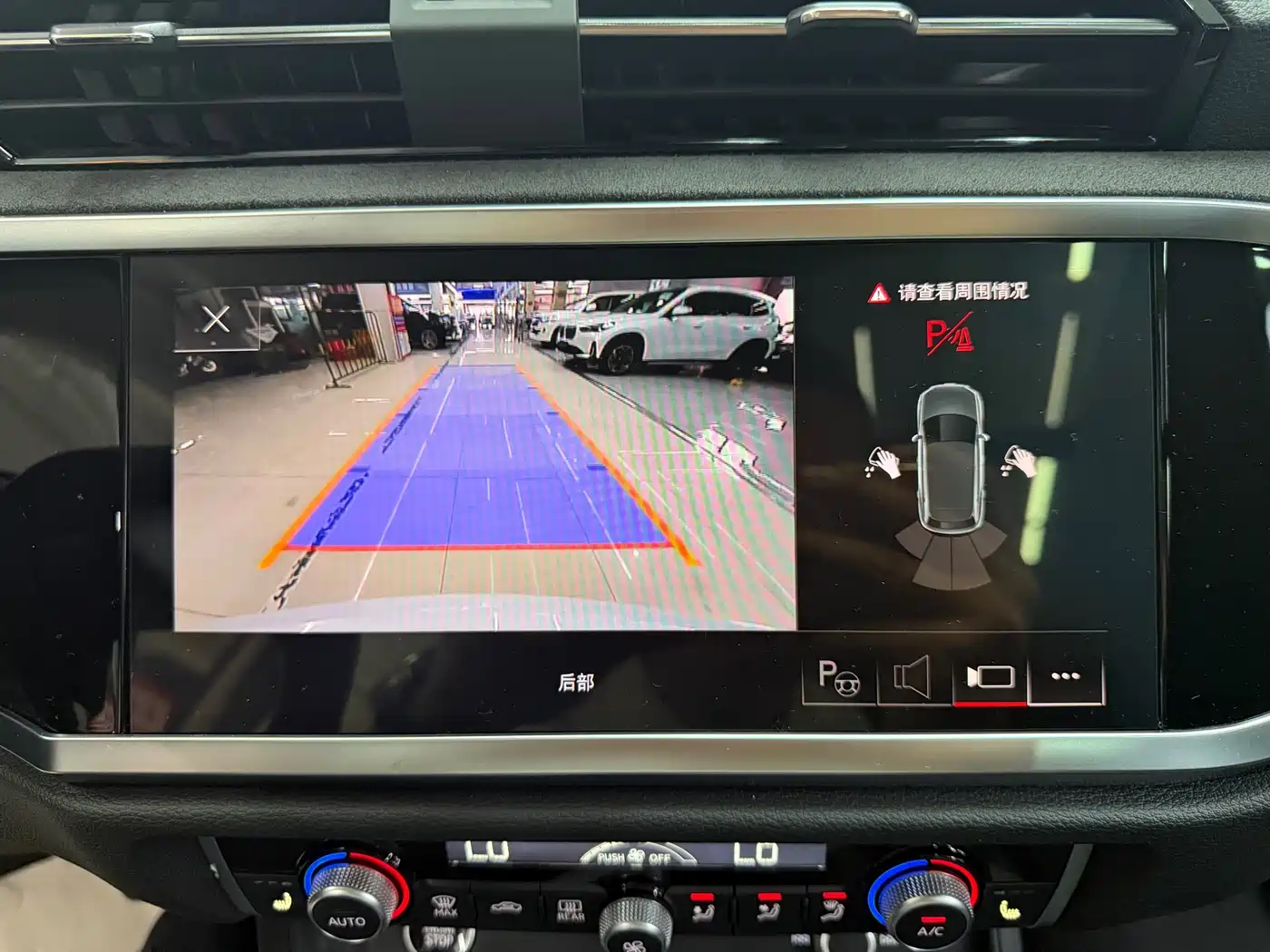 Audi Q3 2023 35 TFSI Fashion Dynamic (1.4T) фото 16