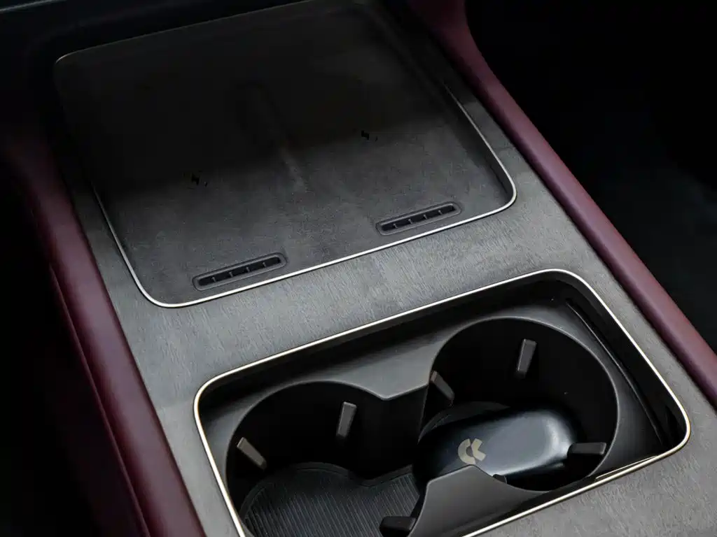 NIO ES8 2025 2025 Base Model 7-Seater