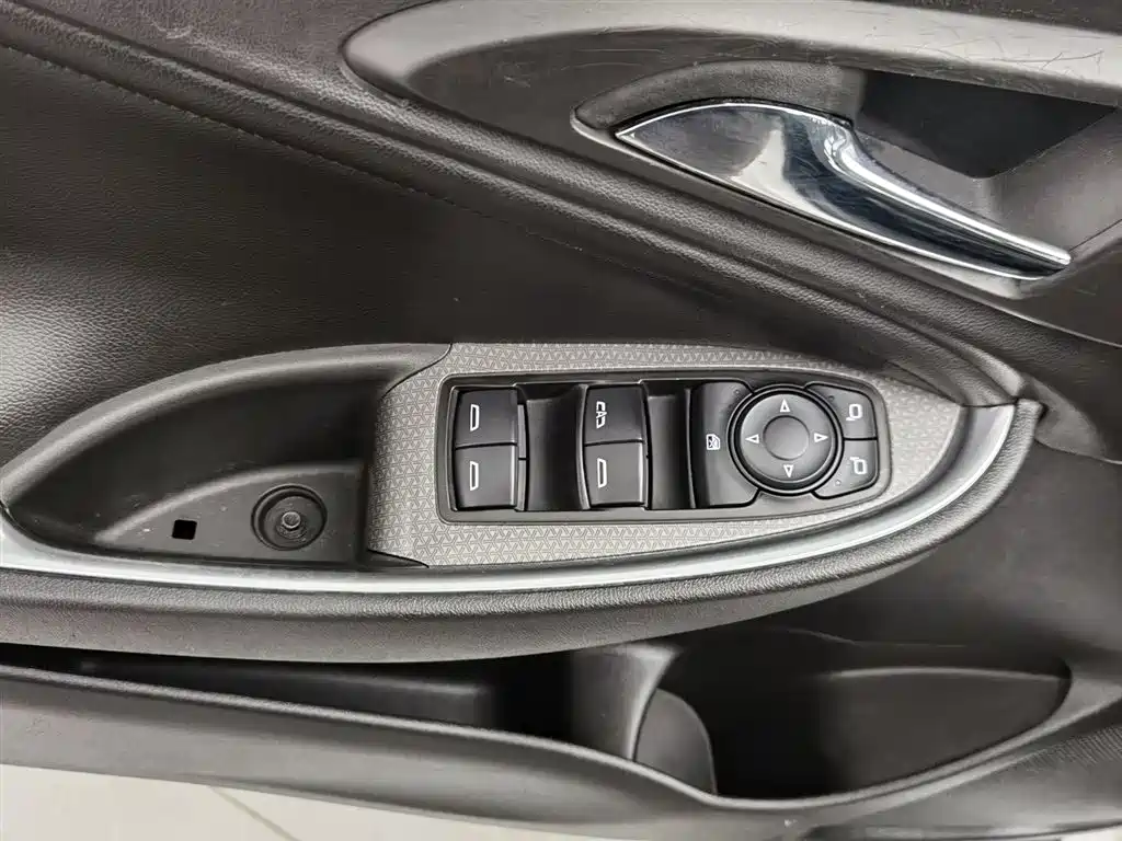 Chevrolet Malibu XL 2019 535T CVT Dynamic Edition фото 9